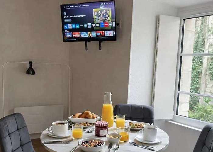 De Charme Avec Cheminee Decorative * Angers